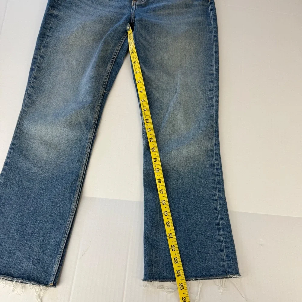 Zara Womens High Rise Straight Leg Raw Hem Cropped Jeans Medium Wash Size‎ 6 28